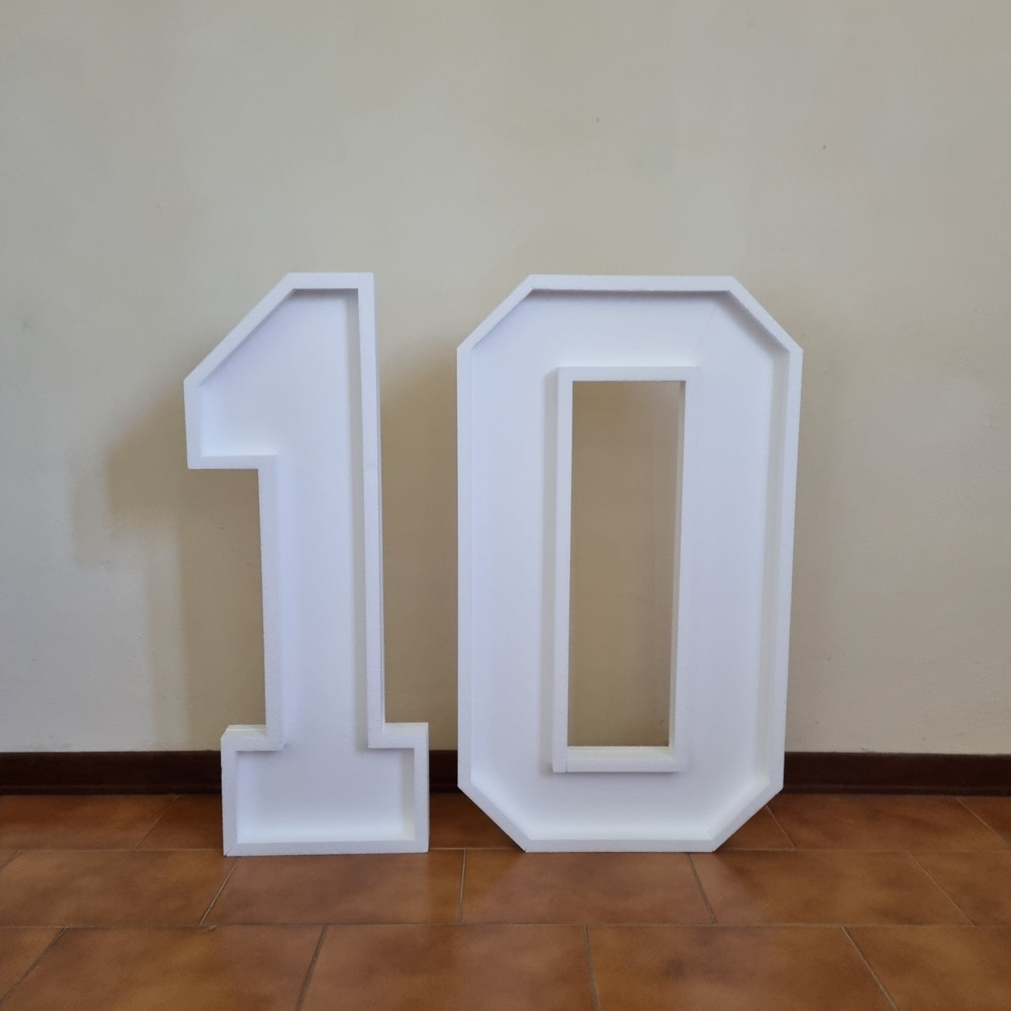Numero 10 Polistirolo