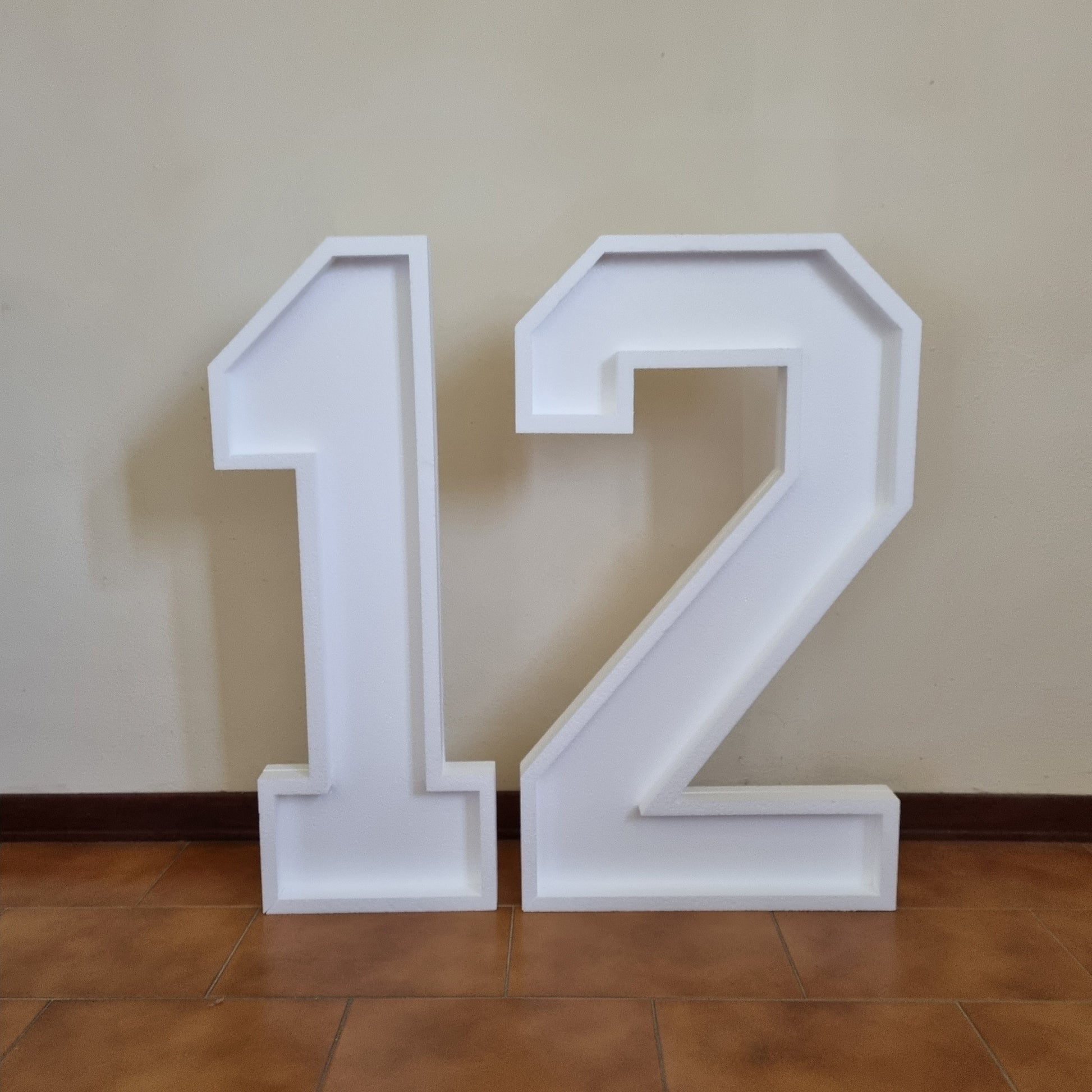 Numero 12 Polistirolo