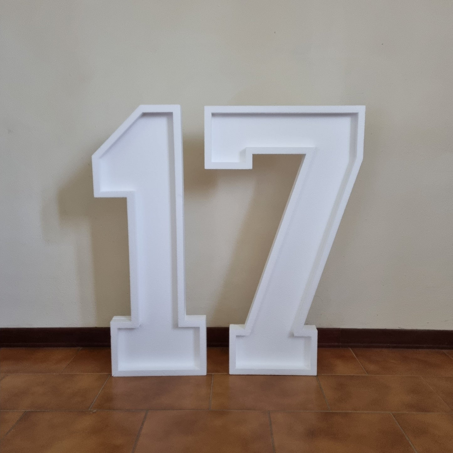 Numero 17 Polistirolo
