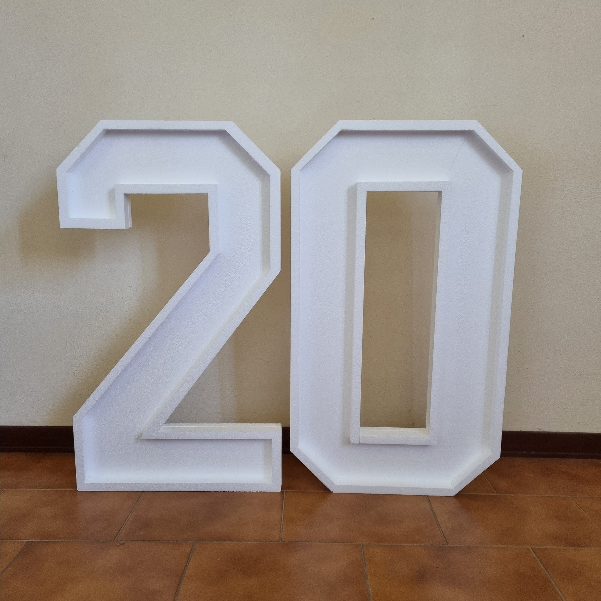 Numero 20 Polistirolo