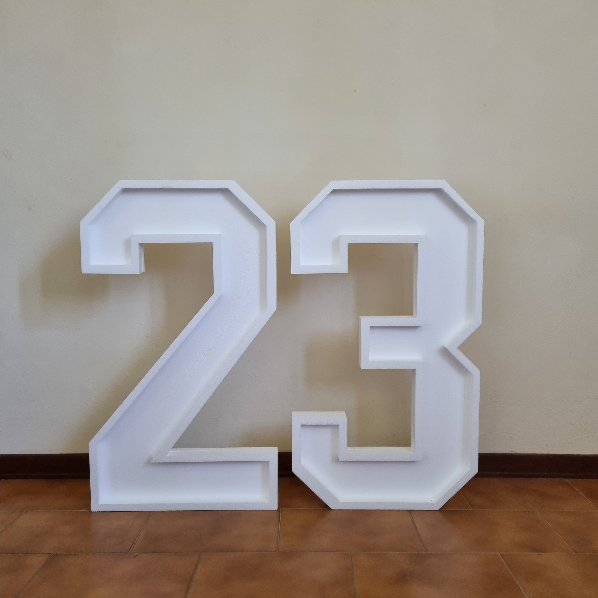 Numero 23 Polistirolo