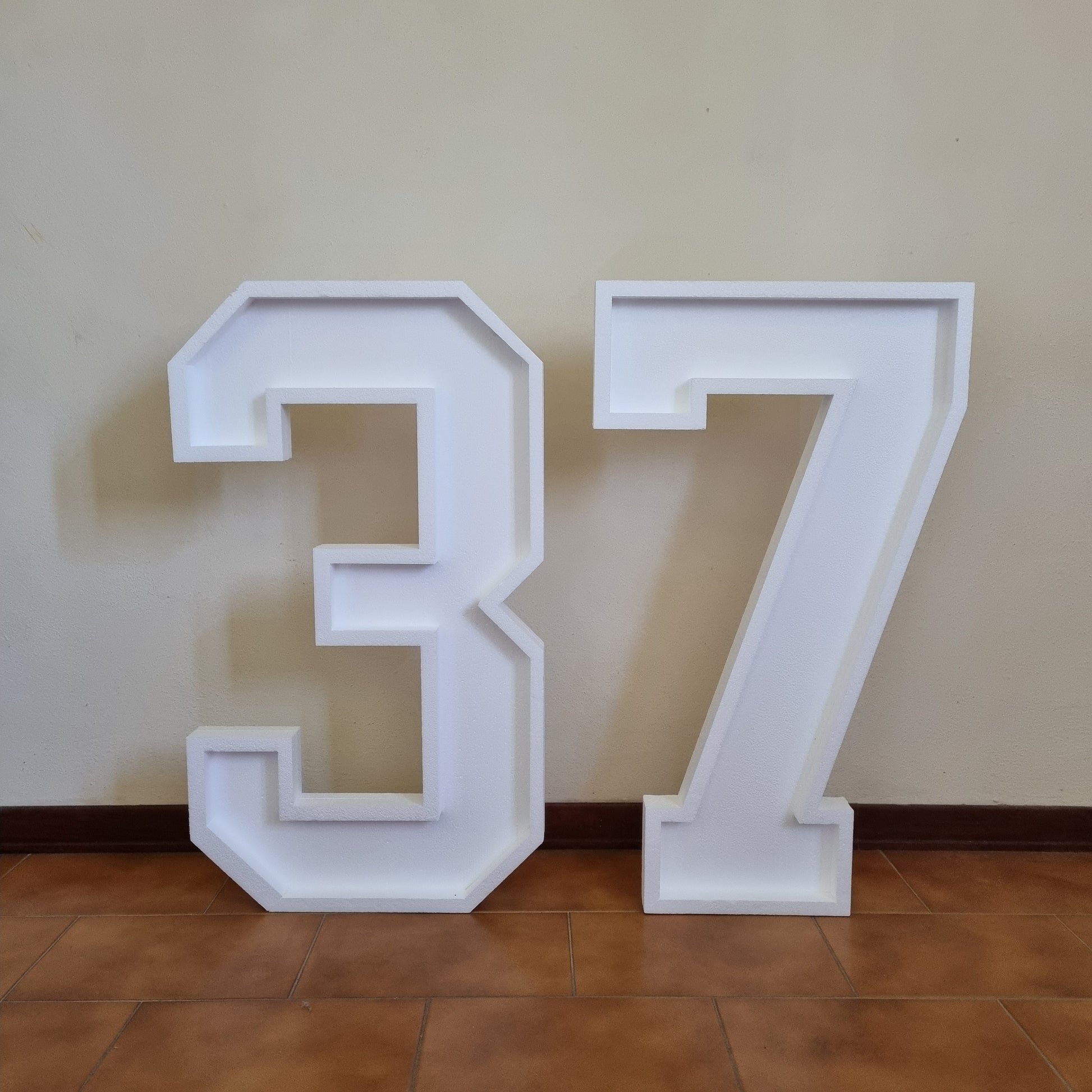 Numero 37 Polistirolo