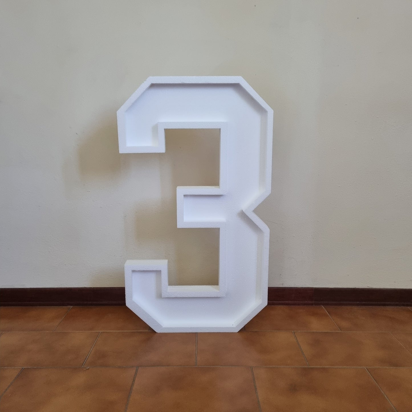 Numero 3 Polistirolo