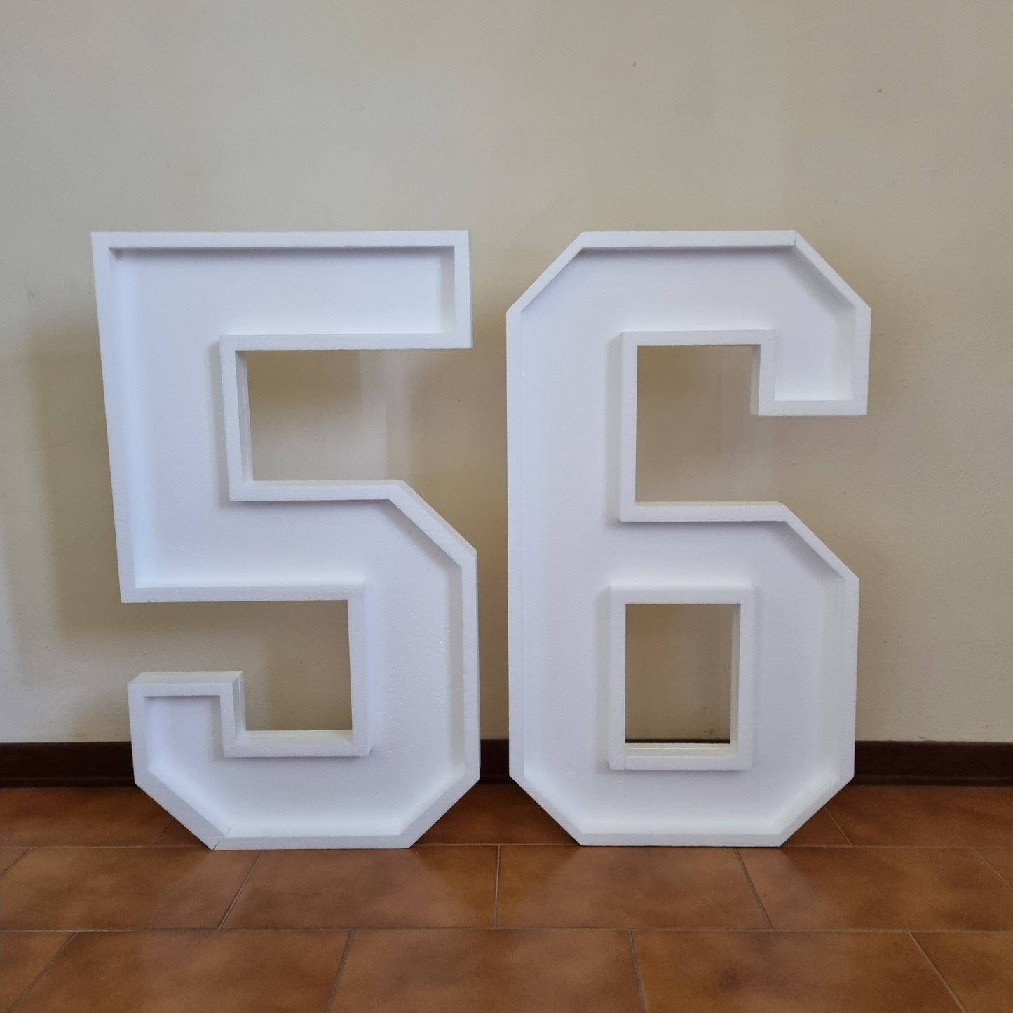 Numero 56 Polistirolo