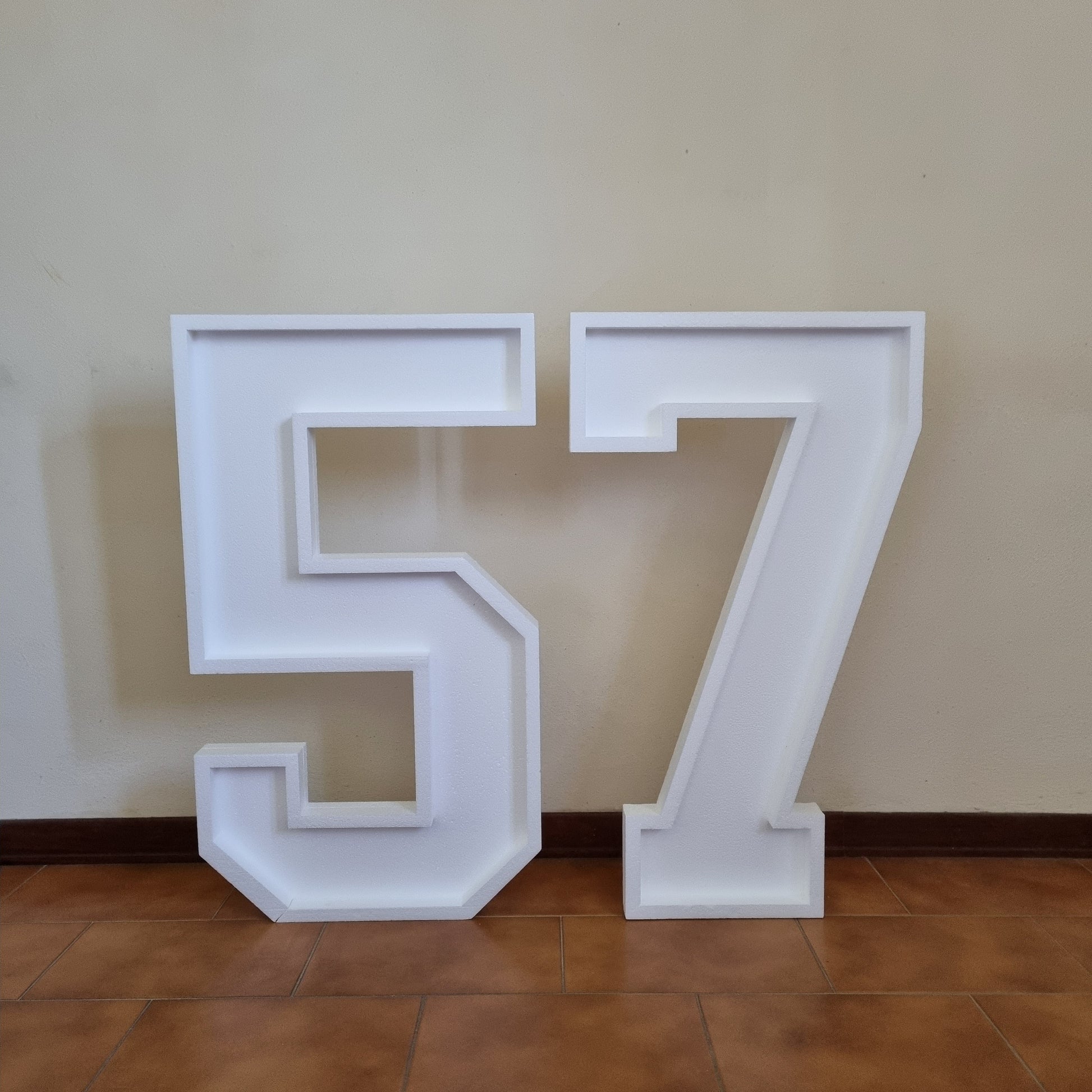 Numero 57 Polistirolo