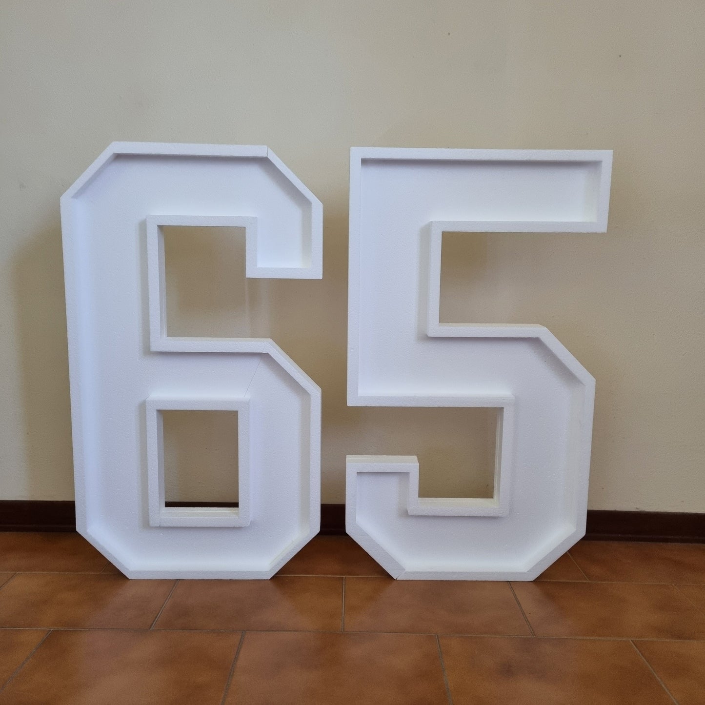 Numero 65 Polistirolo