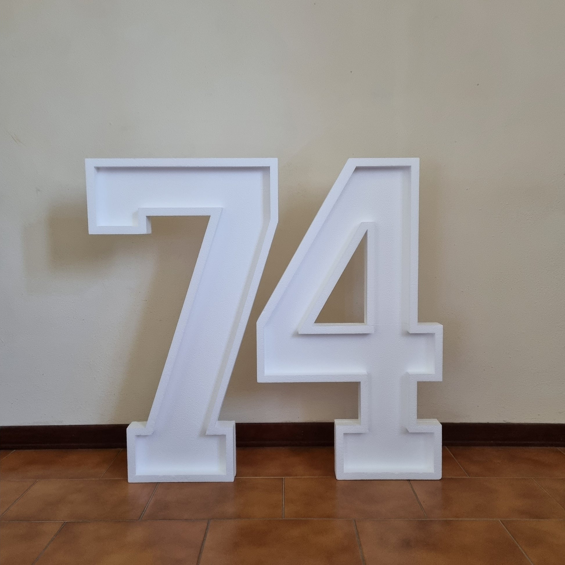 Numero 74 Polistirolo