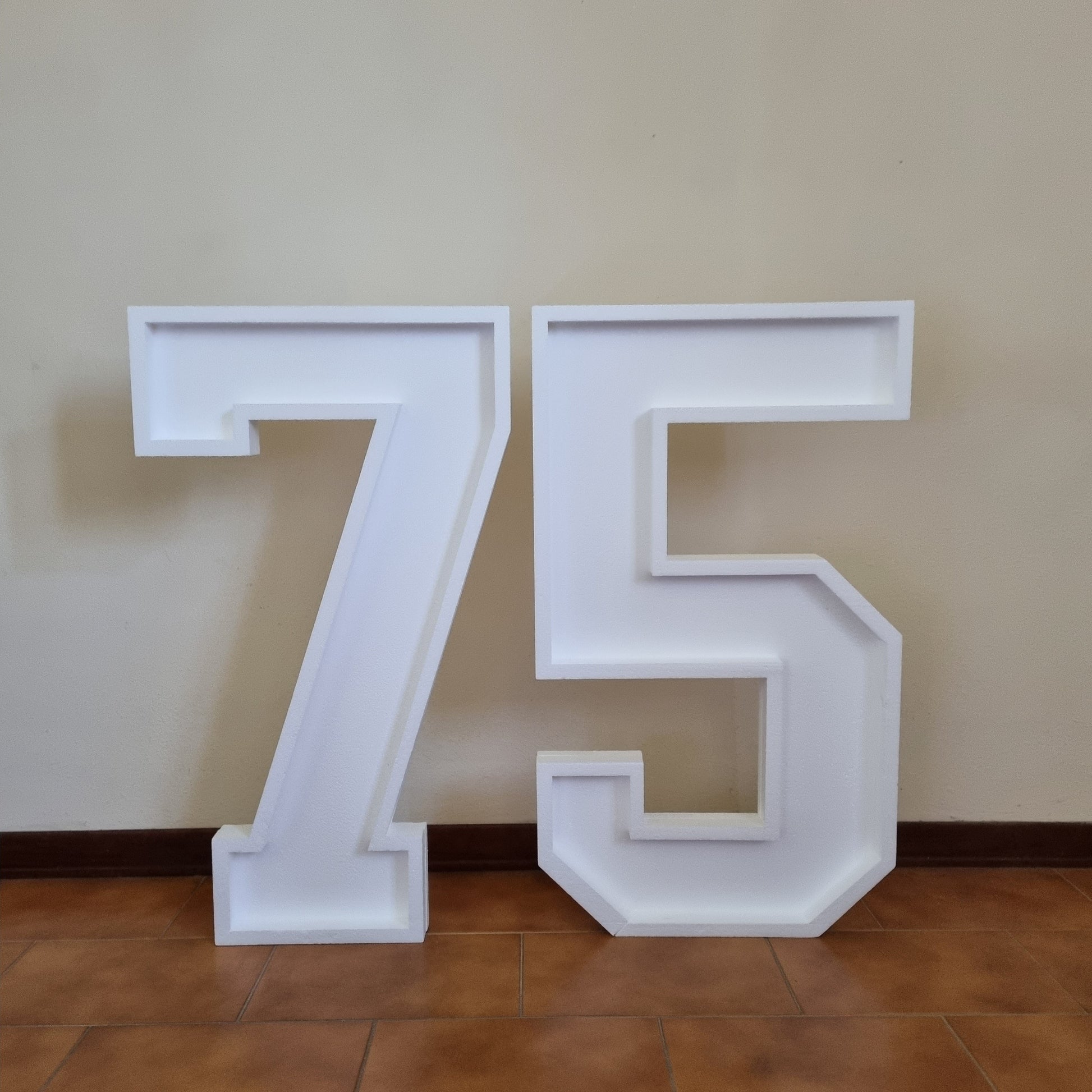Numero 75 Polistirolo