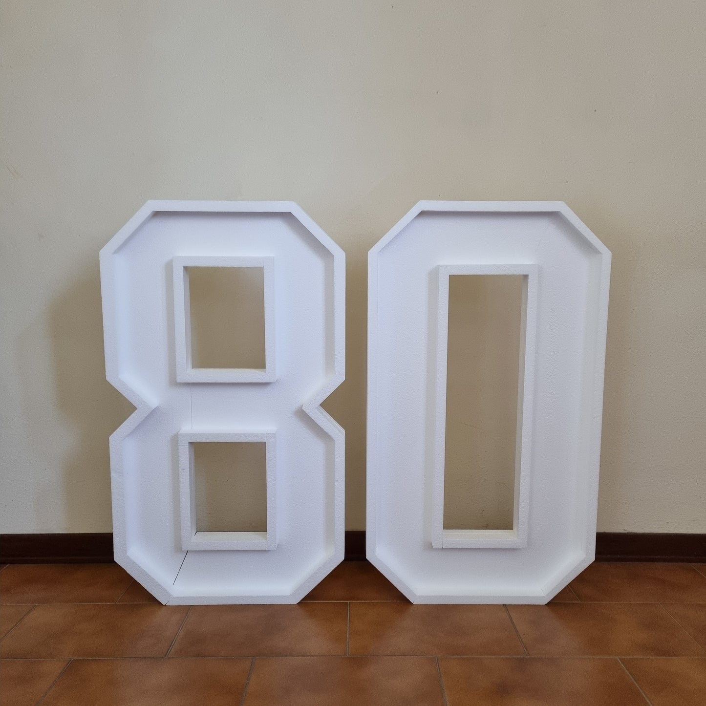 Numero 80 Polistirolo