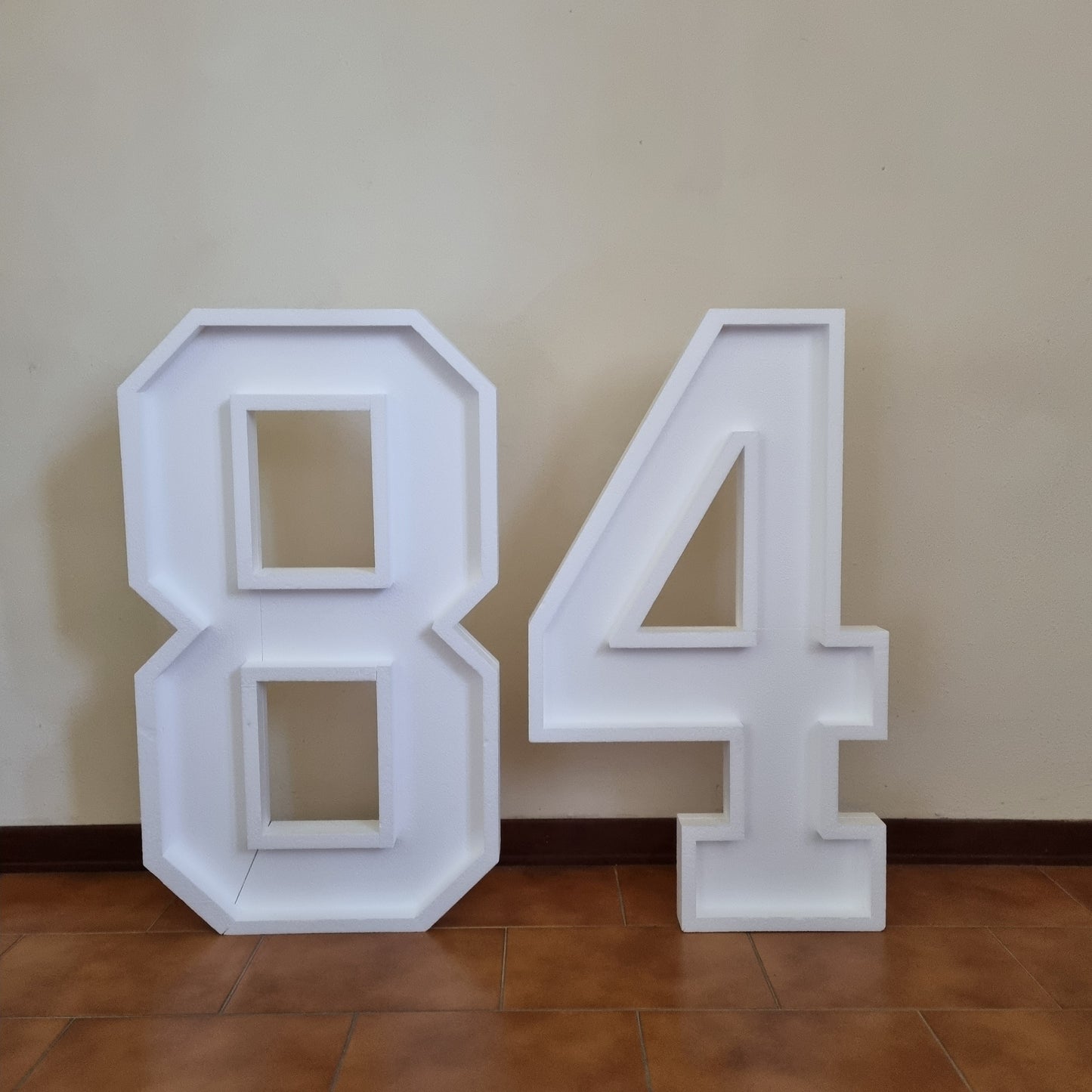 Numero 84 Polistirolo