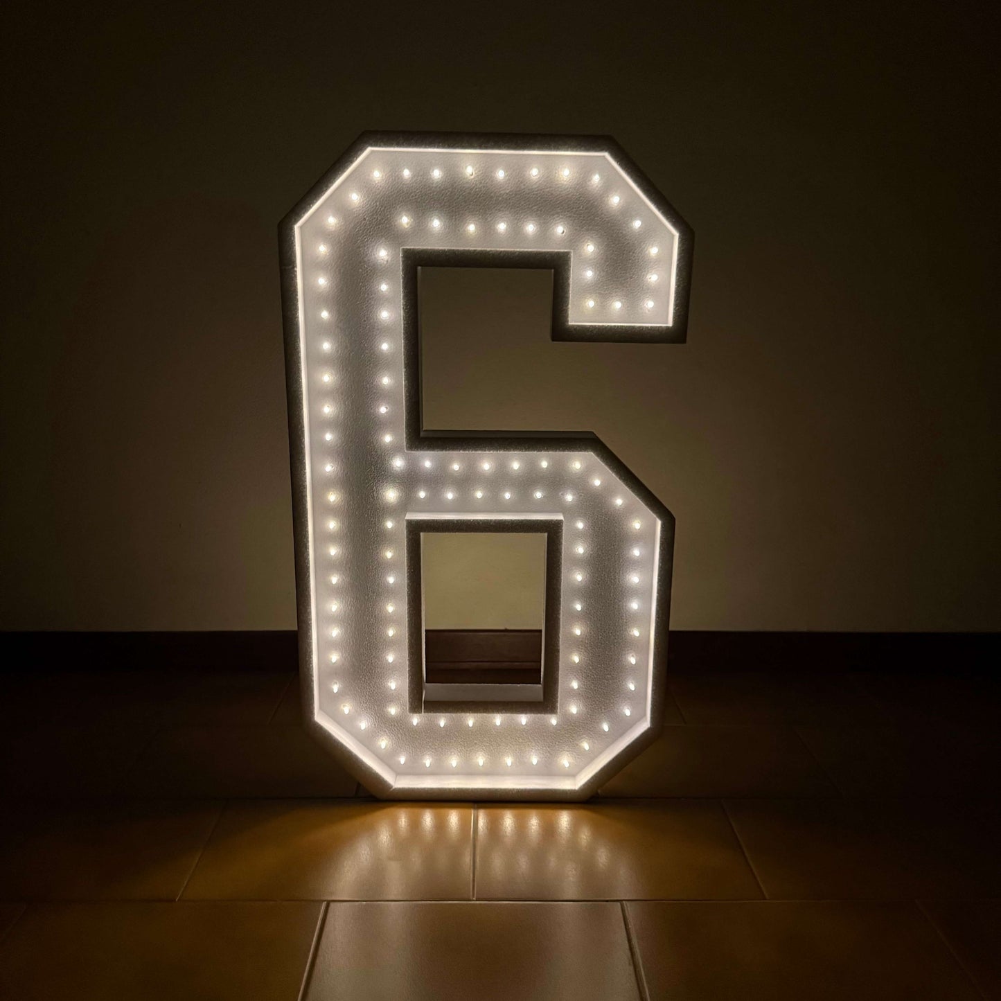 Numero 9 SUPER Luminoso