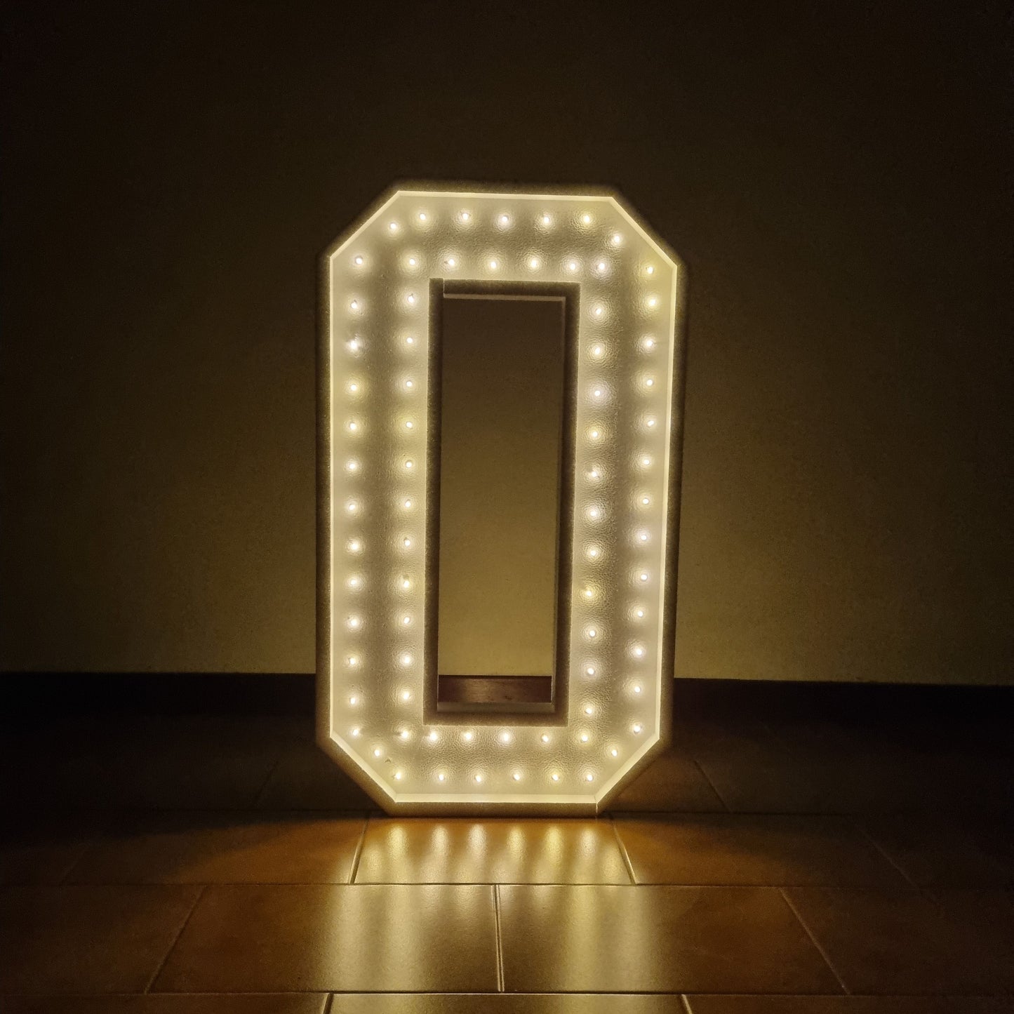 Numero 0 SUPER Luminoso