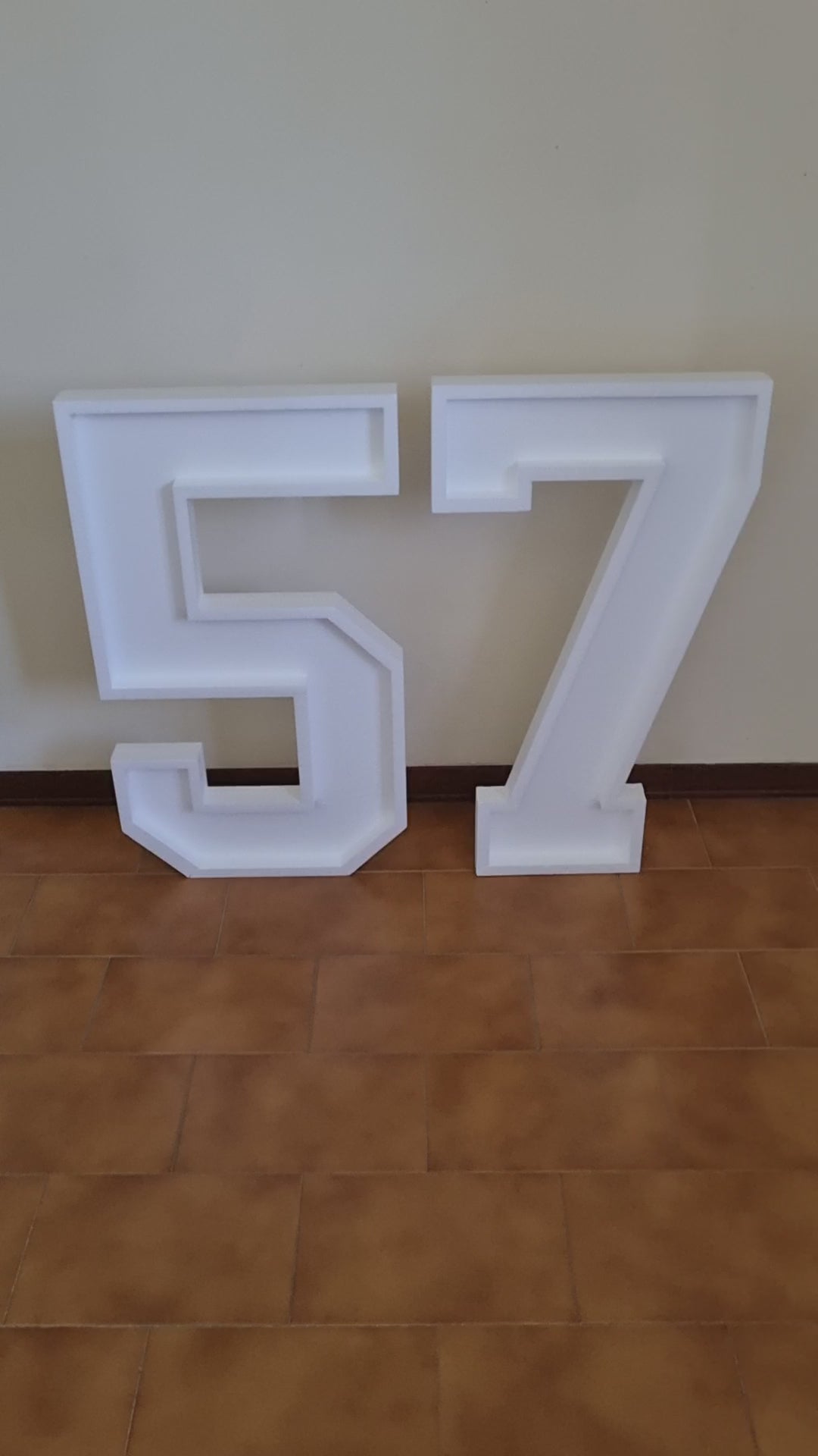 Numero 57 Polistirolo