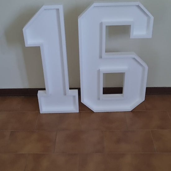 Numero 16 Polistirolo
