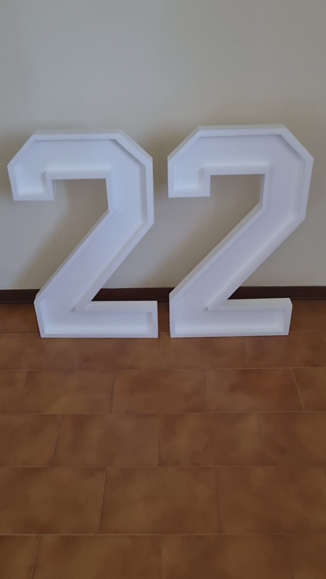 Numero 22 Polistirolo