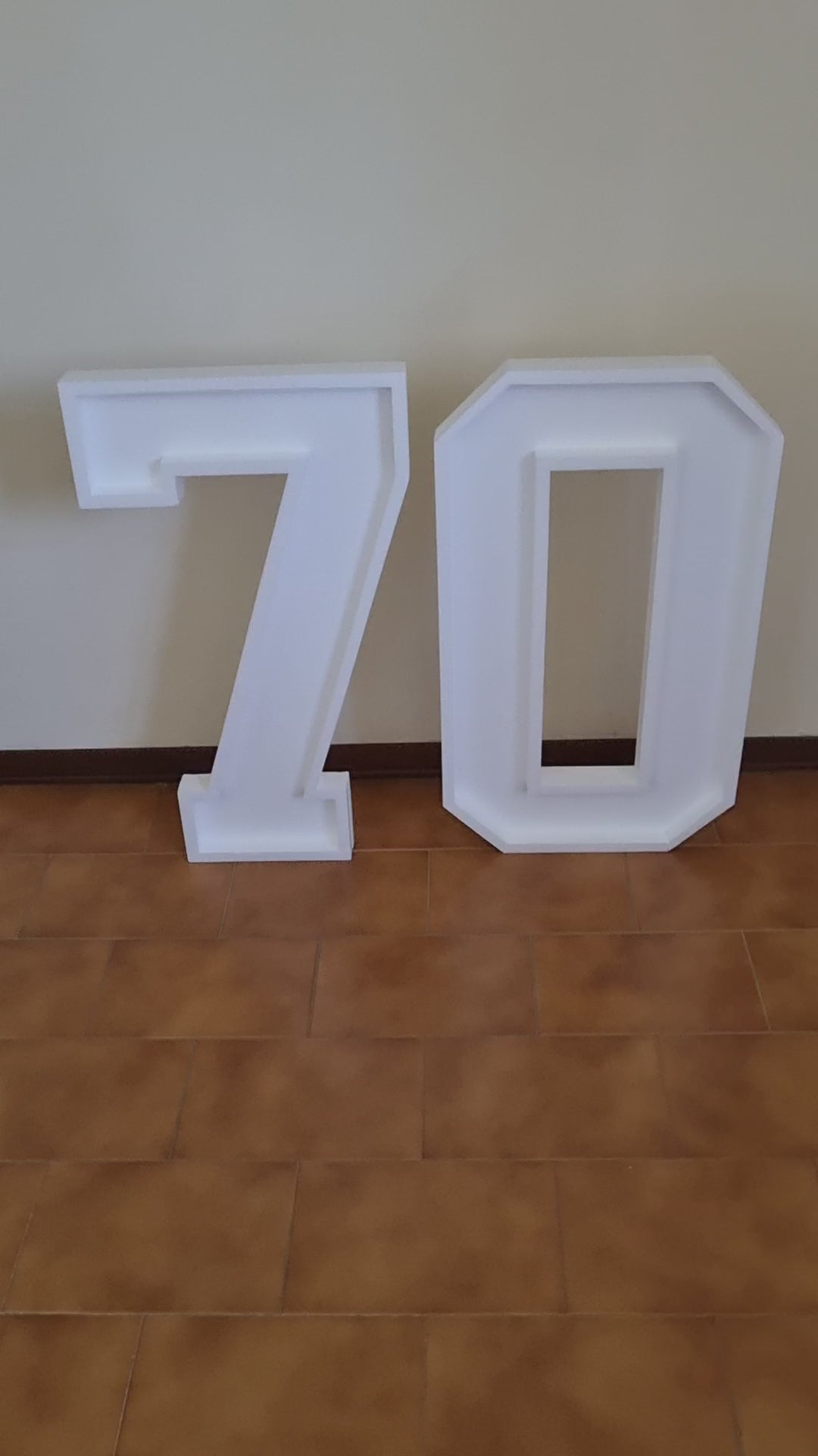 Numero 70 Polistirolo