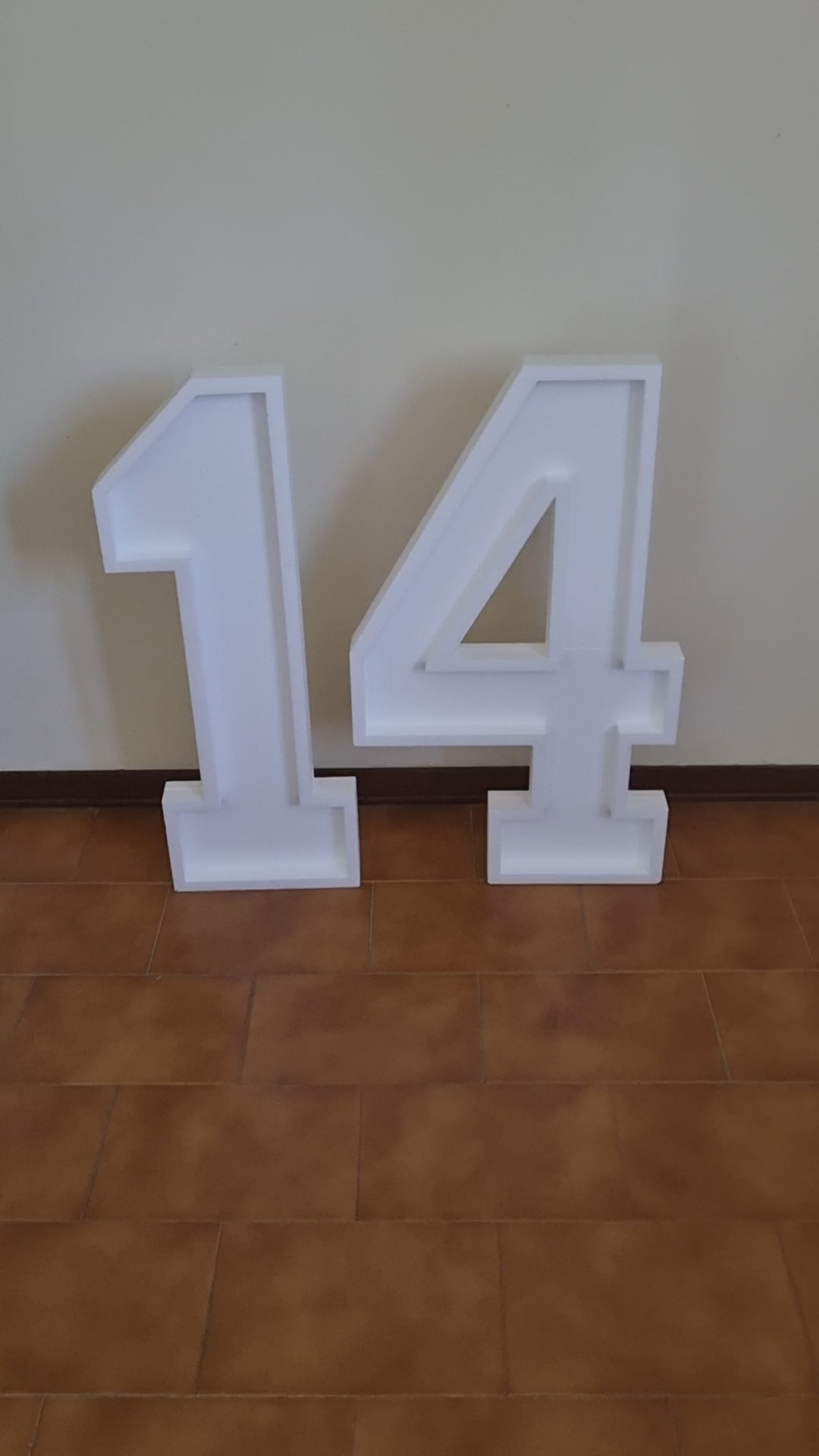 Numero 14 Polistirolo