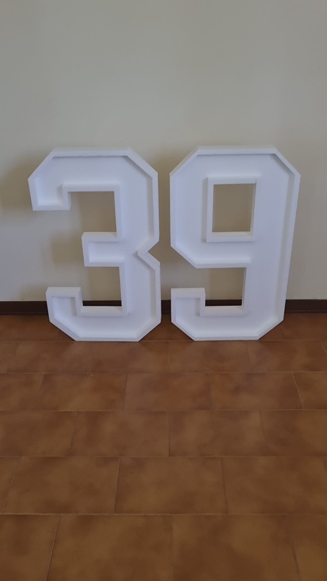 Numero 39 Polistirolo
