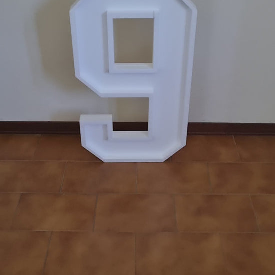 Numero 9 Polistirolo