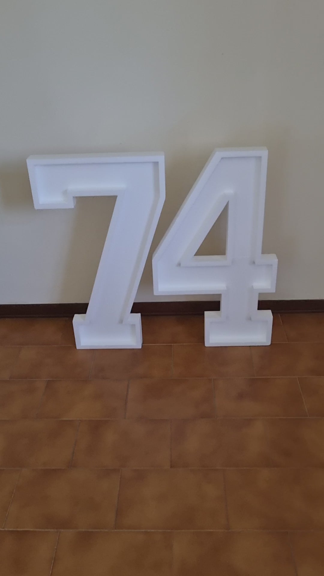 Numero 74 Polistirolo
