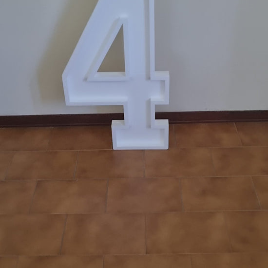 Numero 4 Polistirolo