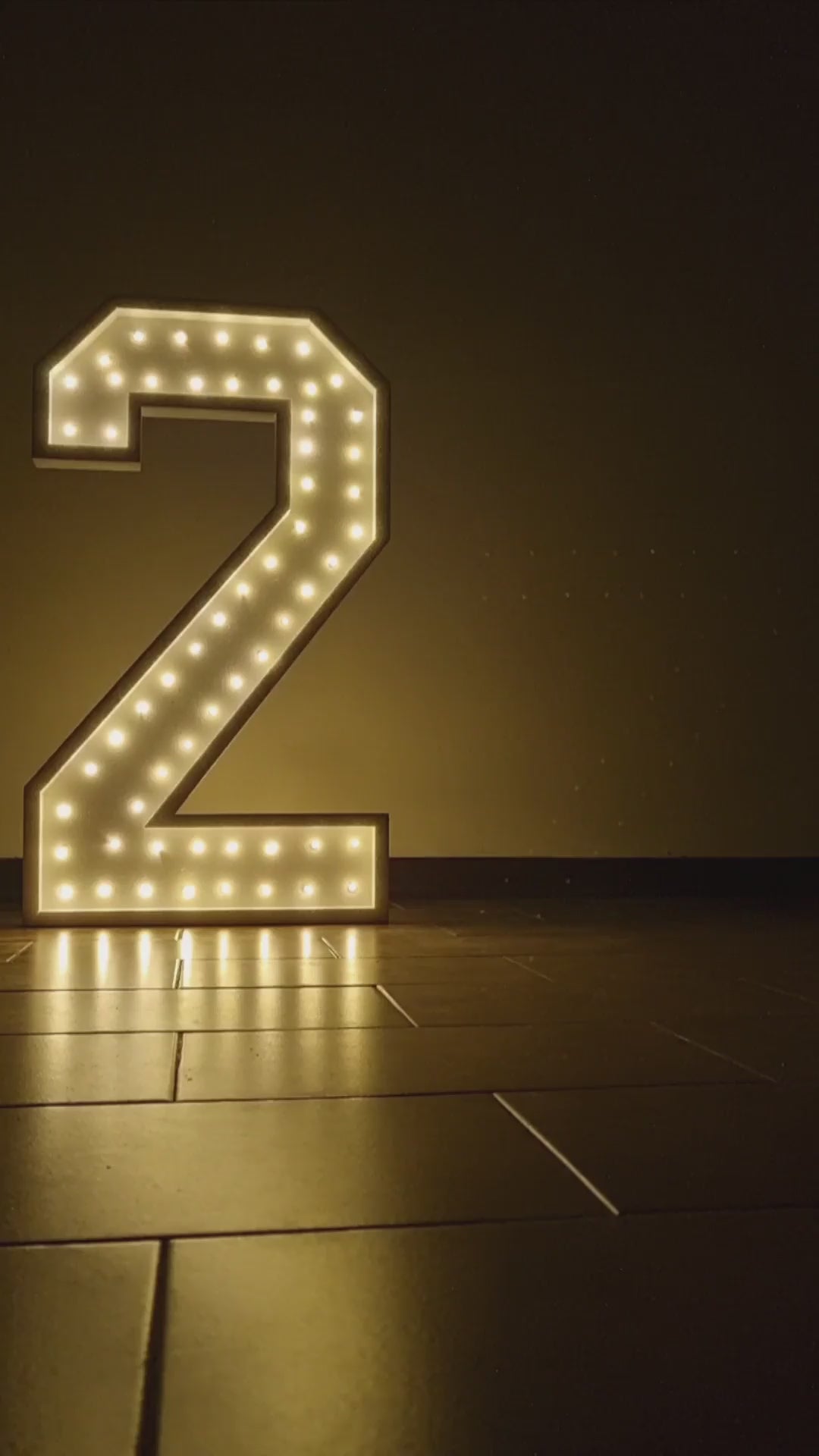 Número 2 luminoso