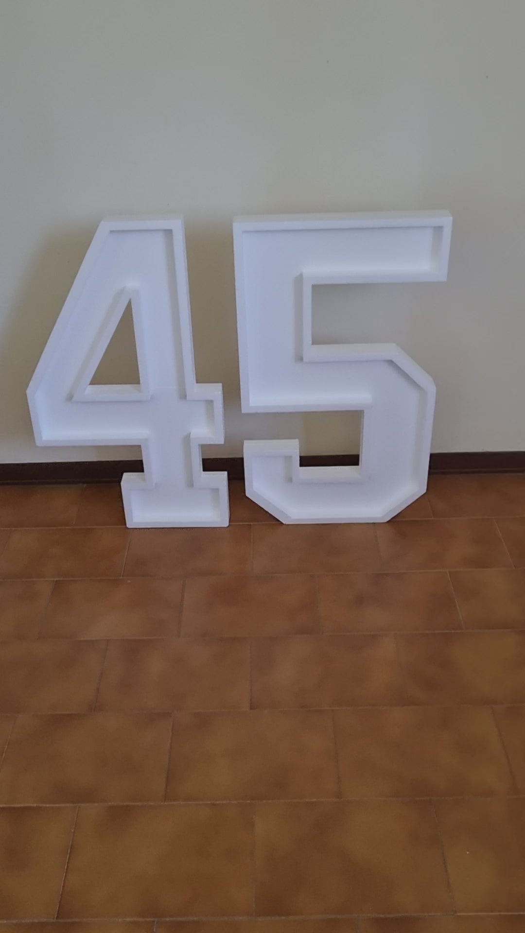 Numero 45 Polistirolo