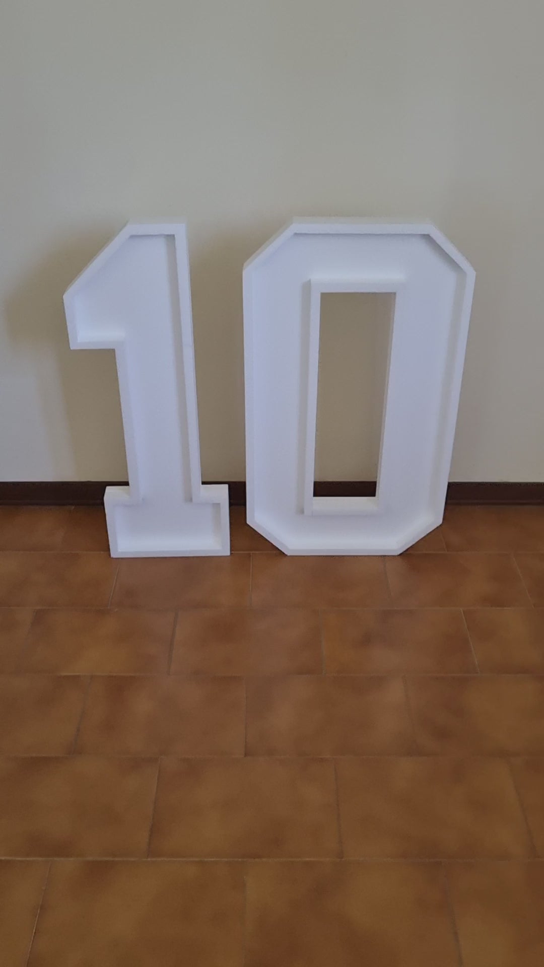 Numero 10 Polistirolo