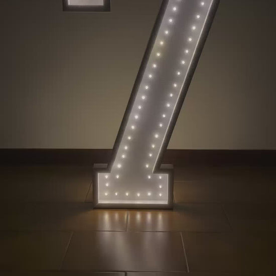 Numero 7 SUPER Luminoso