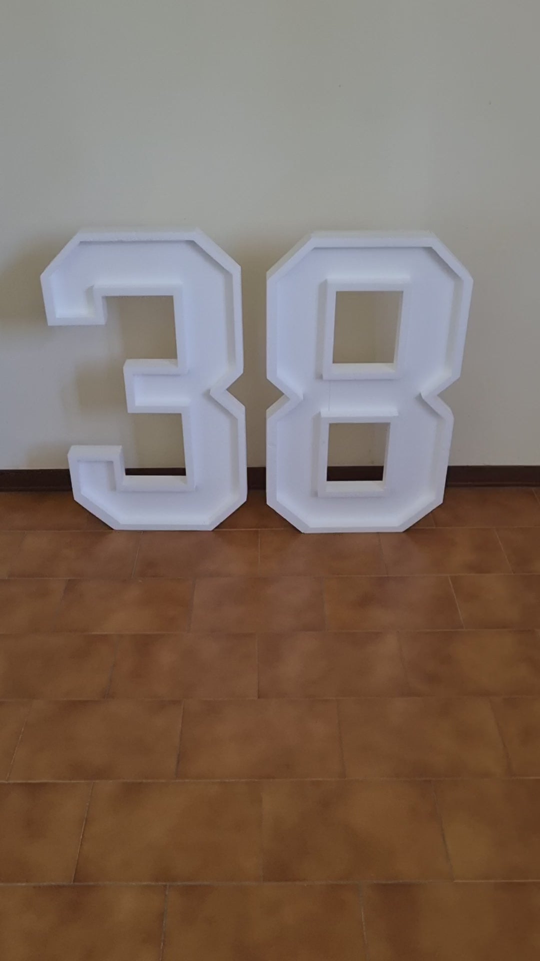 Numero 38 Polistirolo